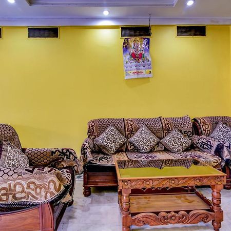 Oyo 63538 Hotel Lotus 1 Khanapara Εξωτερικό φωτογραφία